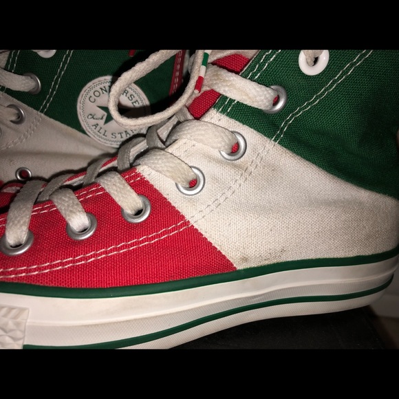 Red, white and green converse Sz 6 - Picture 2 of 7